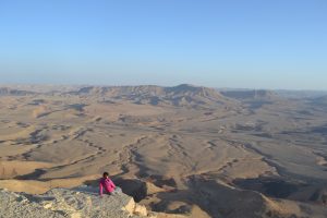 Best affordable places to stay in Israel_Mitzpe Ramon crater