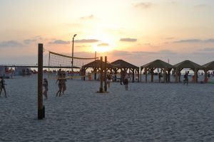 Best affordable places to stay in Israel_Tel Aviv beach