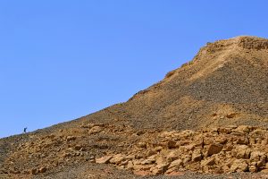Man vs Harut Hill